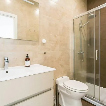公寓 Fabulous Duplex Near River Lisbon Ac For 8 *