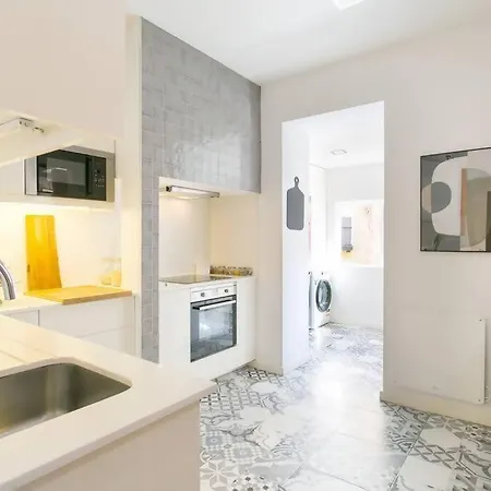 公寓 Fabulous Duplex Near River Lisbon Ac For 8 *